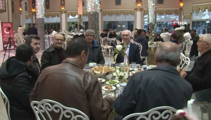 Birlik Vakfından ‘Ümmet ve kardeşlik’ iftarı