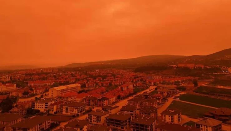 Bolu’da toz taşınımı etkisi! Gökyüzü kırmızıya büründü