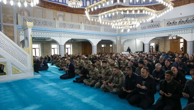 Hakkari’de Polis Teşkilatı’nın 179. yıl dönümü şehitler için mevlit programı düzenlendi