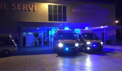 Sakarya’da dehşete düşüren olay: Annesi para vermeyince kendisini yakmak istedi, alevler talihsiz kadına sıçradı