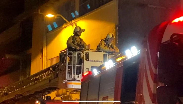 Beyoğlu’nda çıkan yangın kısa sürede kontrol altına alındı