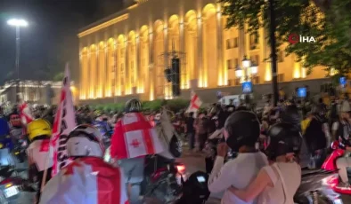 Gürcistan’da ‘Yabancı Etkinin Şeffaflığı’ yasa tasarısına karşı protestolar devam ediyor