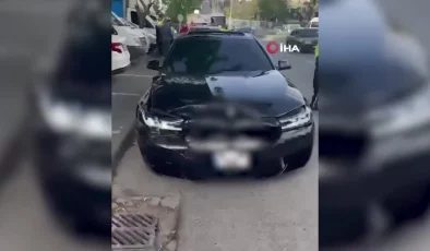 Kayseri’de Ehliyetine El Konulan Sürücü Drift Yaparak Otomobile Çarptı