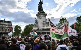 Paris’te Filistinlilerin Nekbe’nin 76. yıl dönümü için gösteriler düzenlendi