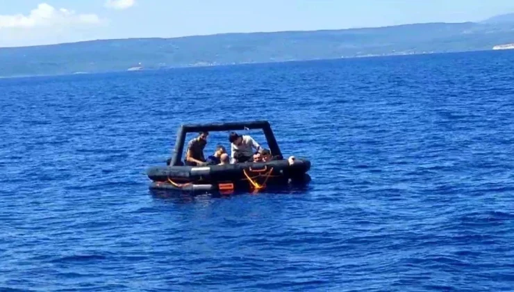 Yunanistan unsurları tarafından geri itilen 21 düzensiz göçmen Ayvalık’ta kurtarıldı