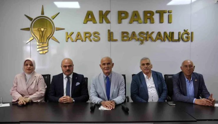 AK Parti Genel Başkan Yardımcısı Yusuf Ziya Yılmaz, Kars’ta basın mensuplarıyla bir araya geldi