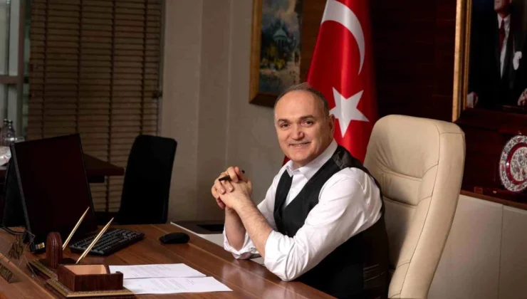 Düzce Belediye Başkanı Dr. Faruk Özlü: Suriye sorunu dört maddelik bir uzlaşma metni imzalanarak çözülebilir