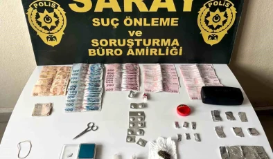 Tekirdağ’da Dolandırıcılık Suçundan Aranan Zanlı Uyuşturucuyla Yakalandı