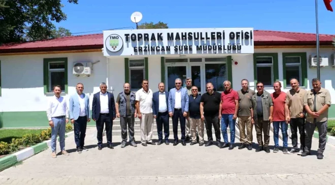 TMO Genel Müdürü Ahmet Güldal, Erzincan’da hububat alım kampanyasını inceledi