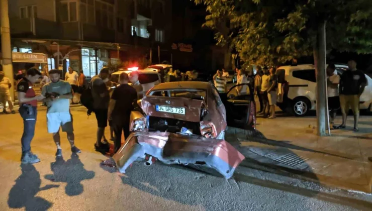 Keşan’da trafik kazasında otomobile çarpan araç plakasını düşürdü