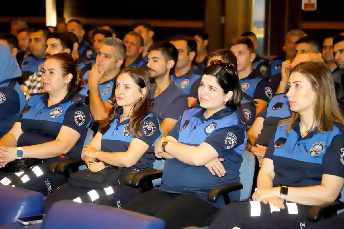 Alanya Belediyesi’nden Zabıta Personeline Seminer Desteği