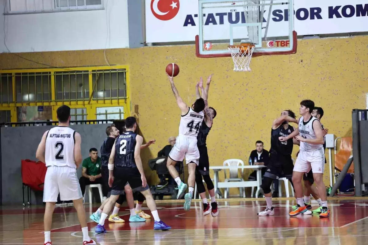 Sakarya Büyükşehir Basketbol, İstanbul Büyükşehir Belediye’yi Ağırlıyor