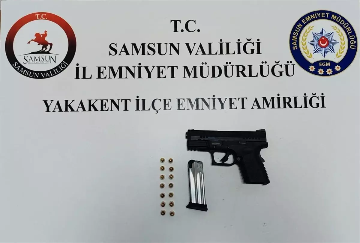 Samsun’da Araçta Ruhsatsız Silah Ele Geçirildi