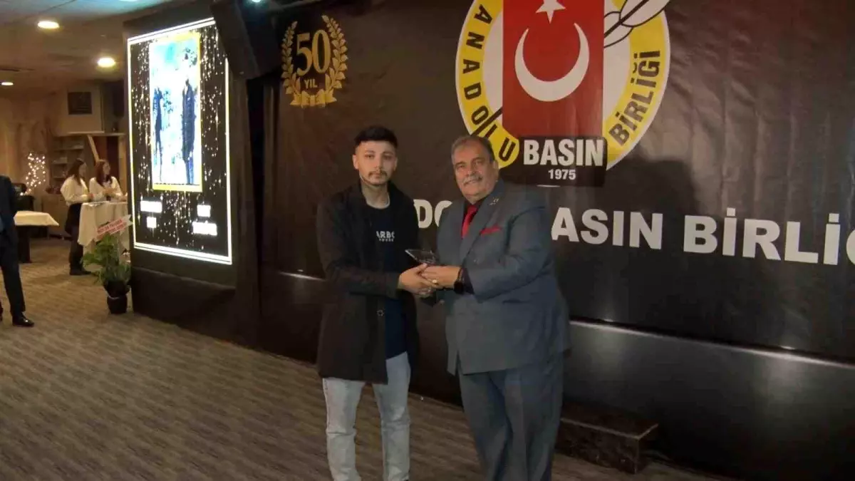 Umut Yakup Tanrıöver’e Ödül